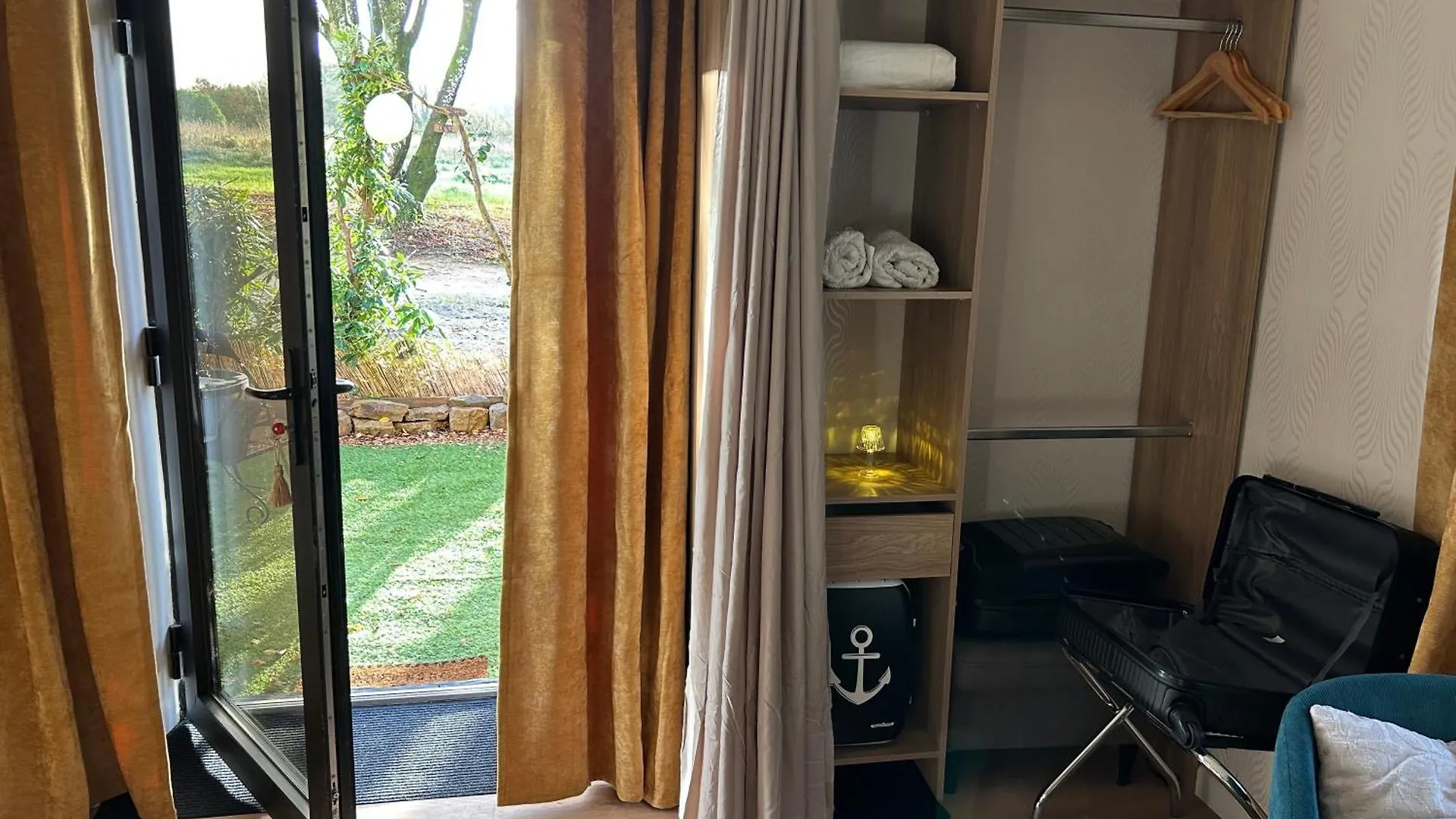 Bed and Breakfast Reve De Clarte Plouigneau Bed & Breakfast