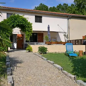https://gite-des-oves.hotels-rhonealpes.com