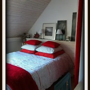Couette-café Les Agapanthes, Le Tour-du-Parc